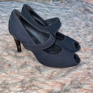 Donald J Pliner Strappy Heels 8.5